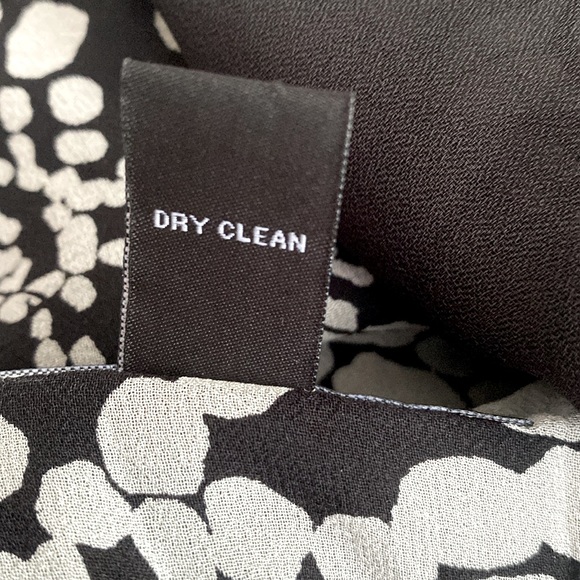 (A11) INC Nostalgia Butterfly Dot Layered Ruffle 100% Silk Mini Skirt, Size 4 - Picture 8 of 10